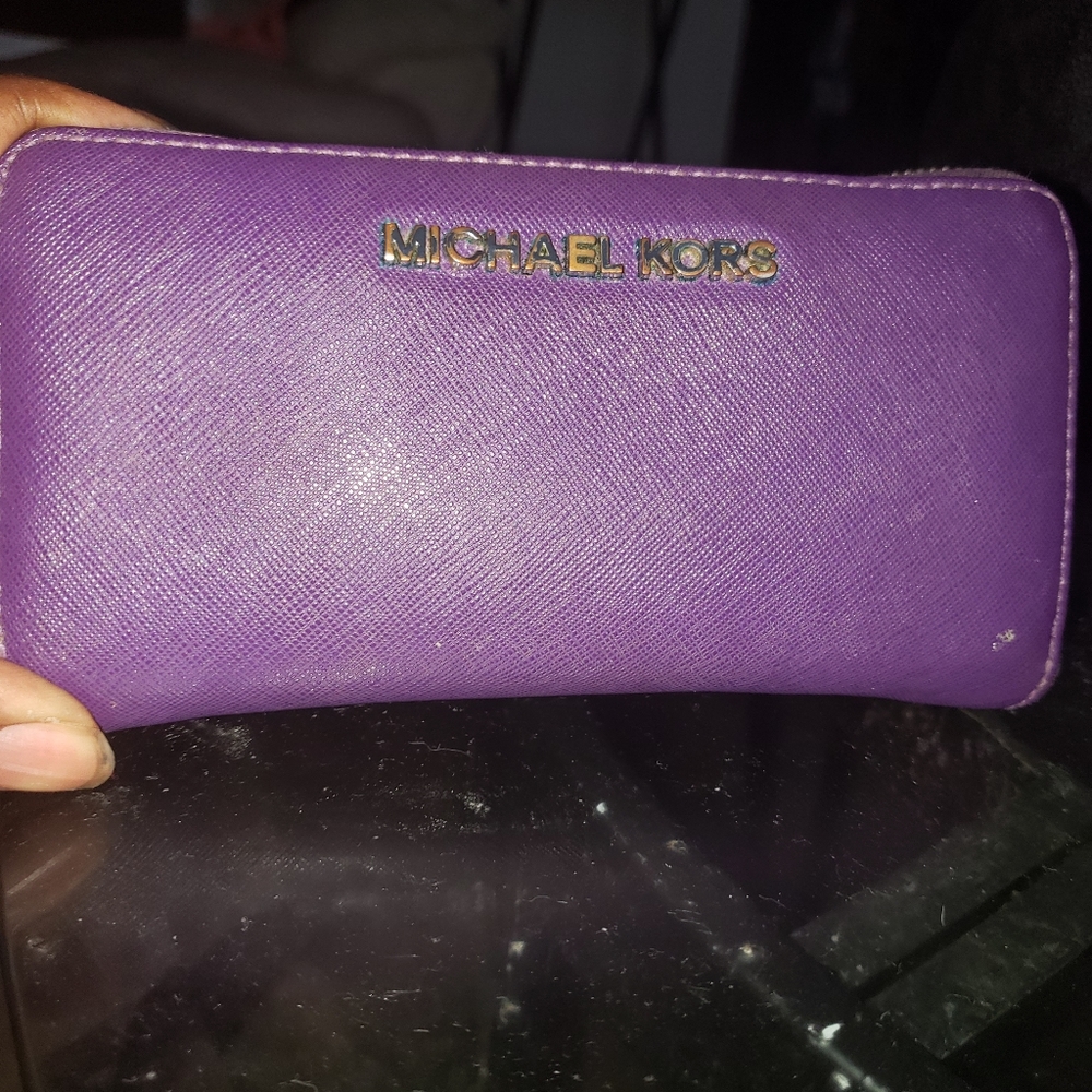 Michael Kors wallet best offer